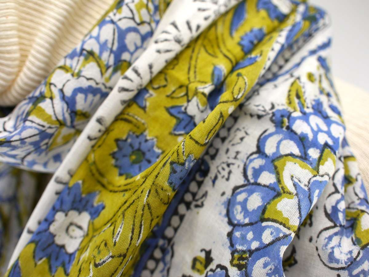Foulard Bleu, Blanc et Kaki - S404-6