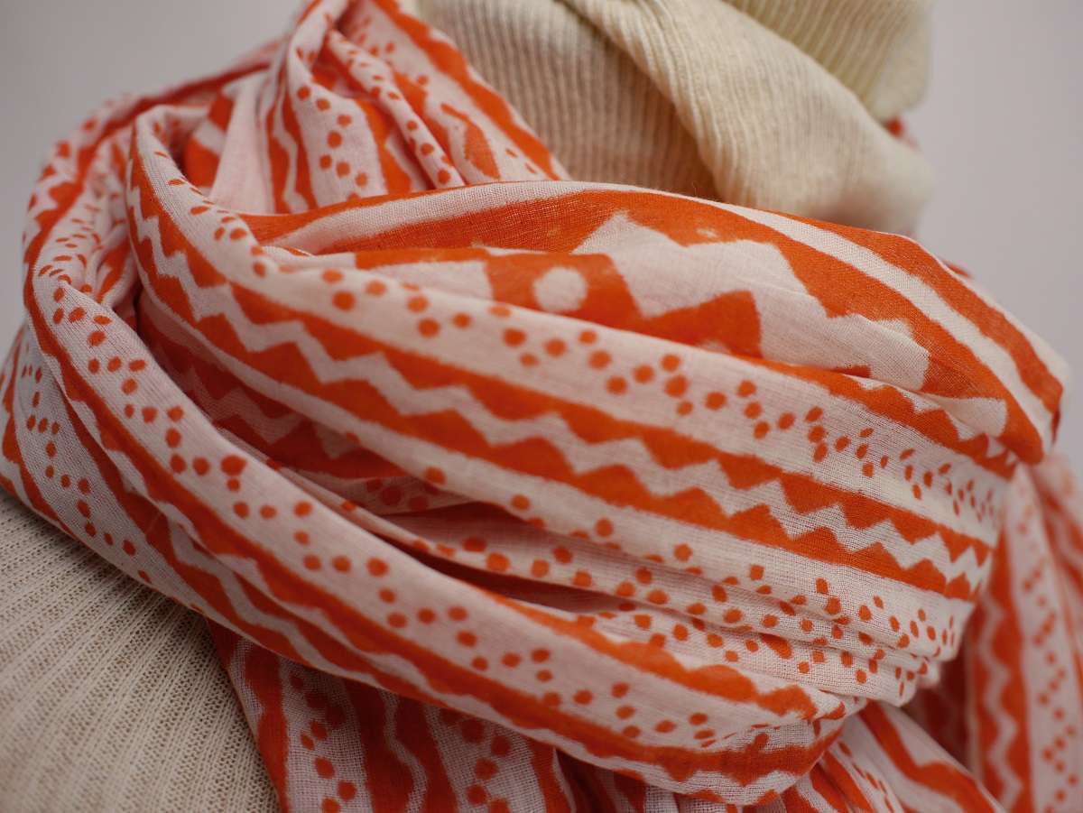 Foulard Orange et Fond Écru - W408-4-1