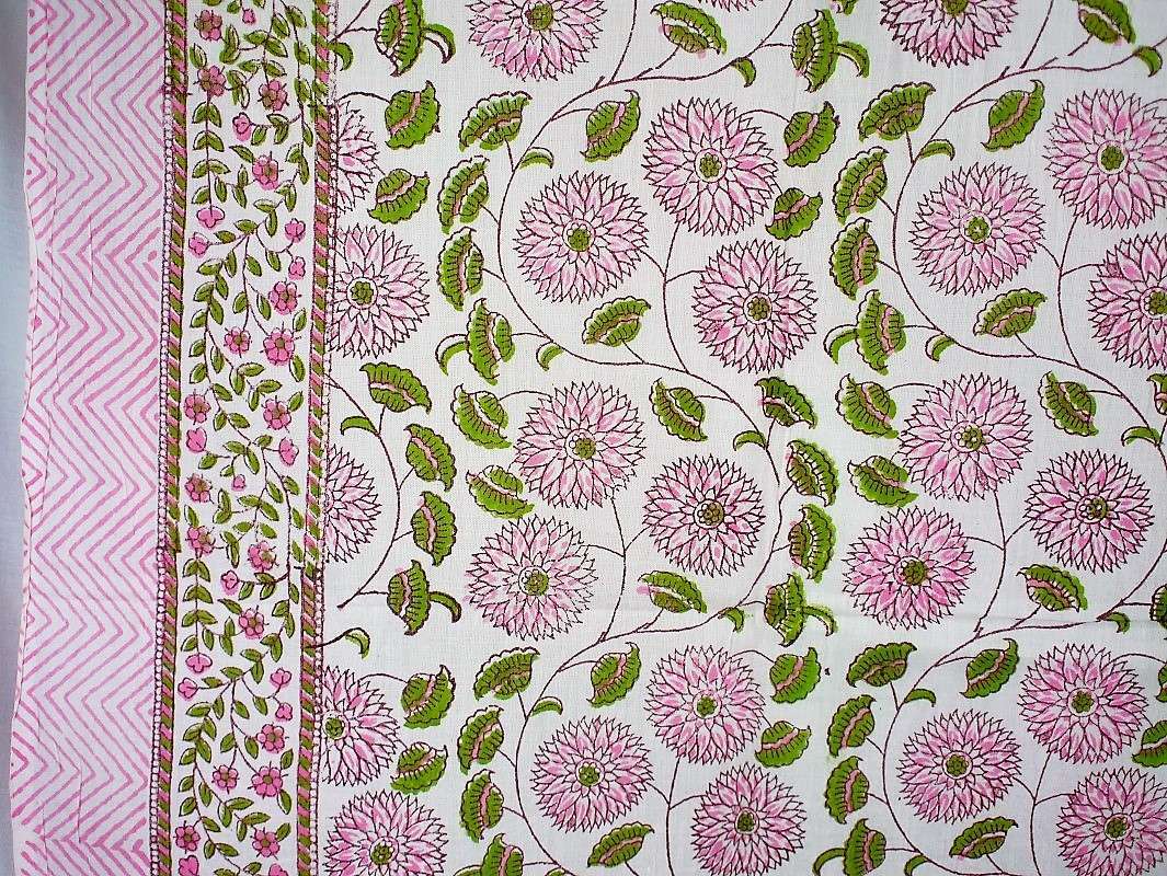 Foulard Rose Vert et Fond Blanc - W525-3